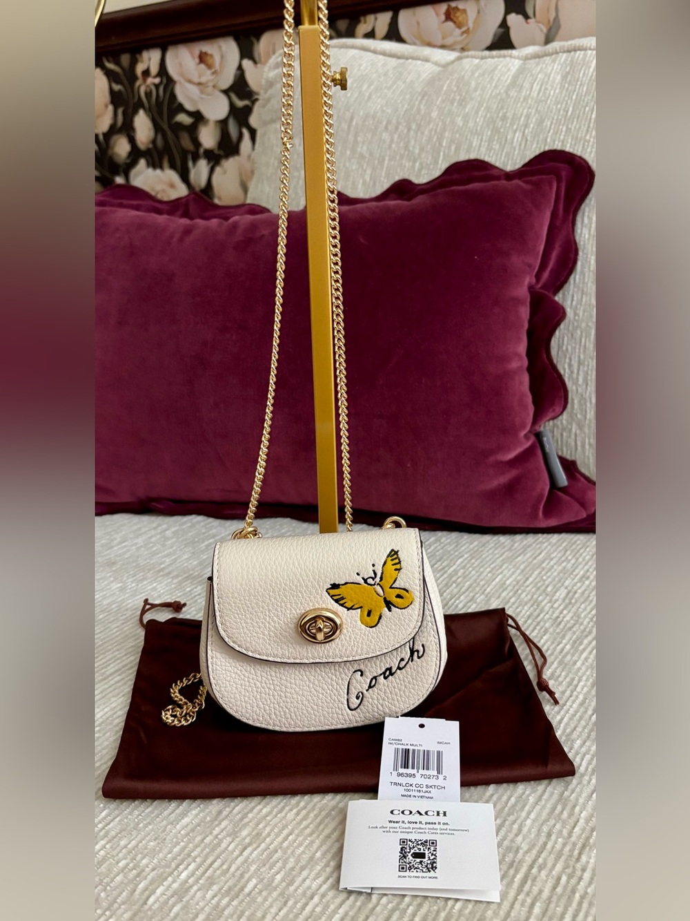 NWT Coach CAM82 Chalk Multi Butterfly Sketch Turnlock Case Crossbody